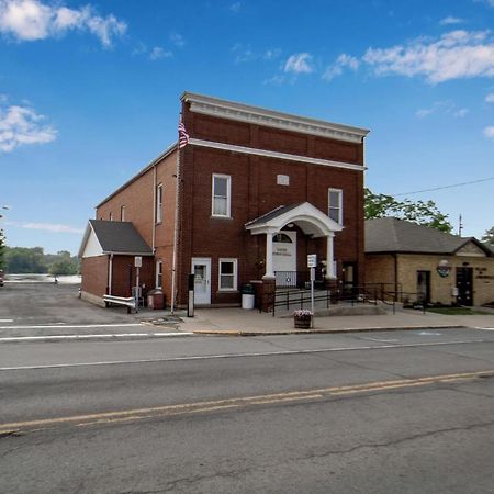 Webber Hotel Lyndonville ภายนอก รูปภาพ