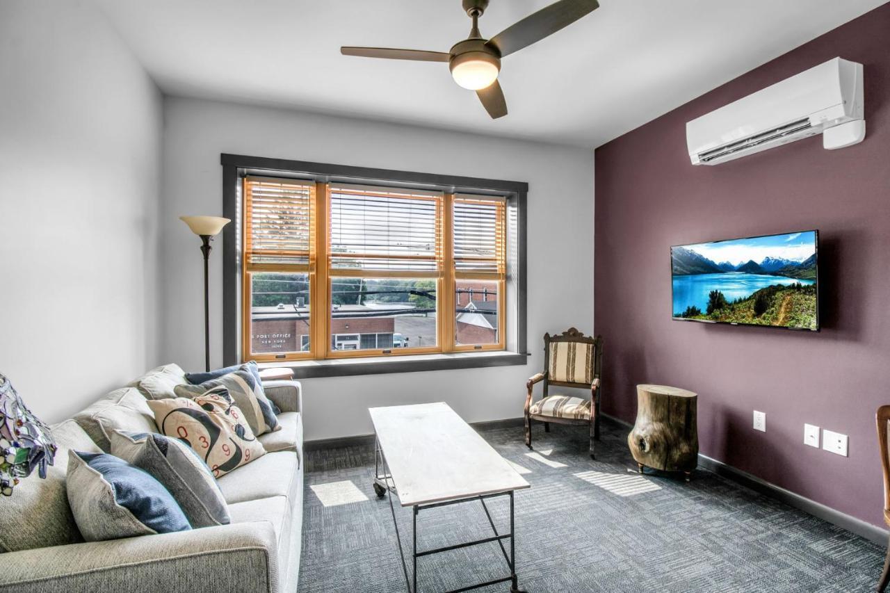 Webber Hotel Lyndonville ภายนอก รูปภาพ